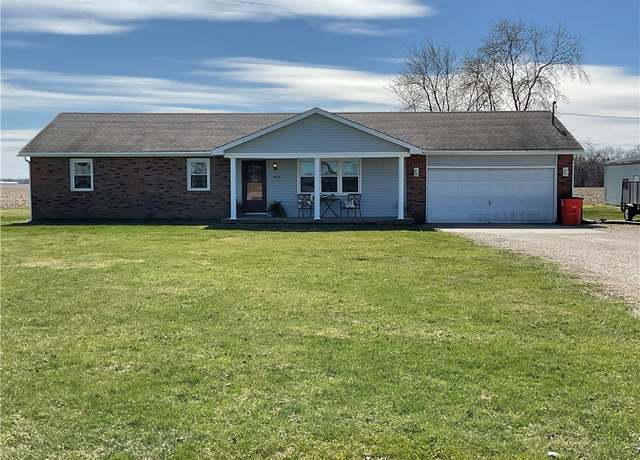 Property at 9195 State Highway 33, Shumway, IL 62461, 3 beds, 2 baths
