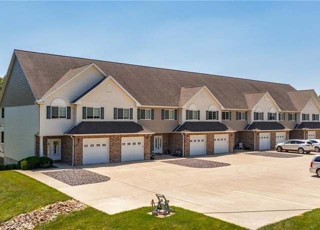 Property at 15850 N Cardinal Ln, Effingham, IL 62401, 3 beds, 3.5 baths