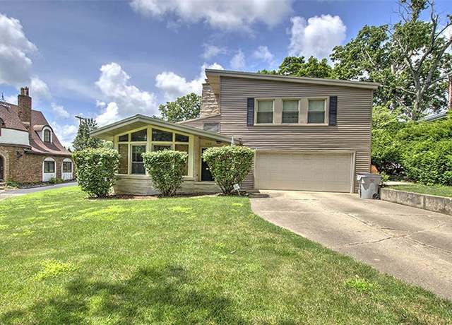 Property at 285 Glencoe Ave, Decatur, IL 62522, 3 beds, 3.5 baths
