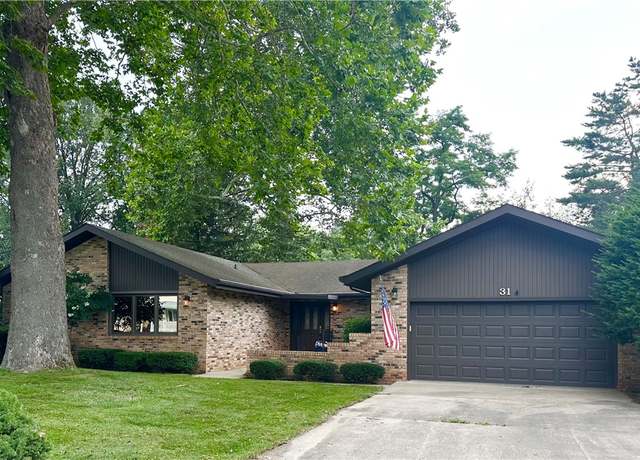 Property at 31 Highland Shore Dr, Danville, IL 61832, 3 beds, 2 baths