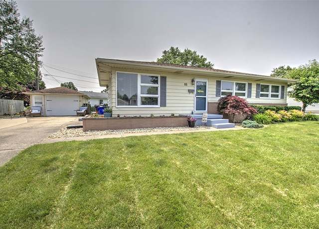 Property at 88 Northland Dr, Decatur, IL 62526, 3 beds, 2 baths