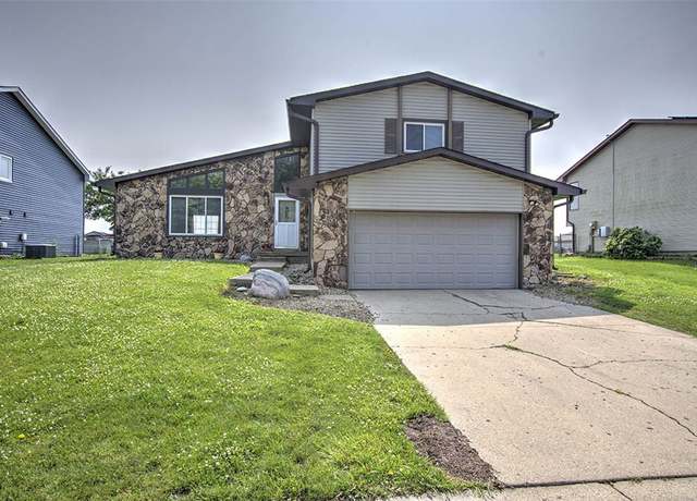 Property at 3444 Spring Creek Rd, Decatur, IL 62526, 4 beds, 2.5 baths