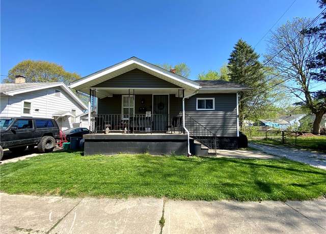 Property at 1124 Cushing St, Decatur, IL 62526, 3 beds, 1 bath