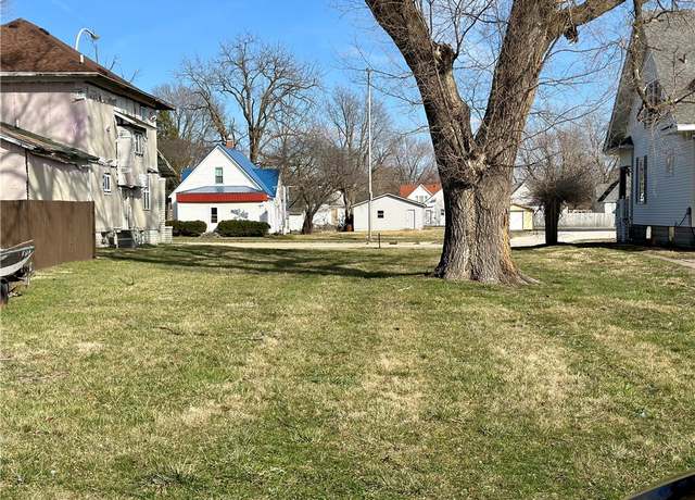 Property at 1005 Lake Land Blvd, Mattoon, IL 61938