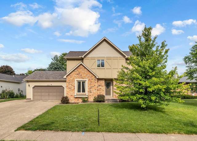 Property at 4554 Nicklaus Ct, Decatur, IL 62526, 4 beds, 2.5 baths