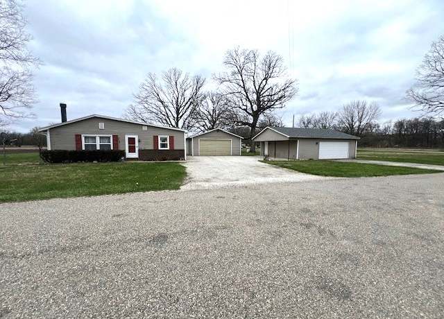 Property at 9782 Camp Drake Rd, Fairmount, IL 61841, 3 beds, 2 baths