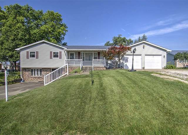 Property at 4529 Forest Pkwy, Decatur, IL 62521, 3 beds, 3 baths