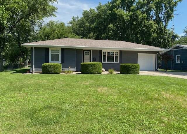 Property at 16 Miller Ave, Charleston, IL 61920, 3 beds, 1 bath
