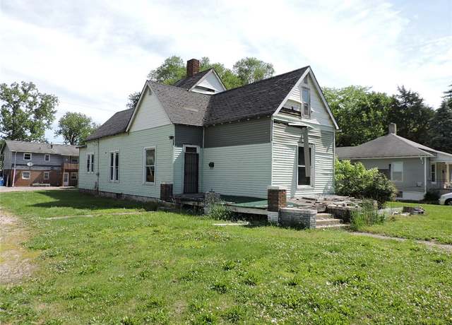 Property at 801 Commercial St, Danville, IL 61832, 2 beds, 1 bath