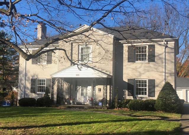 Property at 555 S Seigel St, Decatur, IL 62522, 3 beds, 3 baths