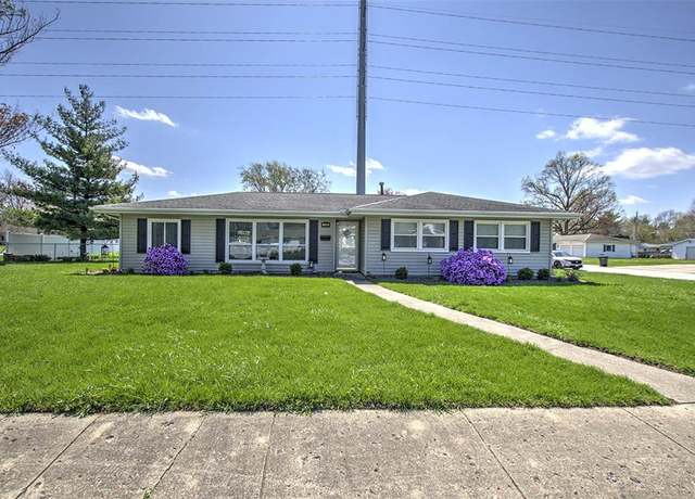 Property at 109 Canterbury Dr, Decatur, IL 62526, 3 beds, 1.5 baths
