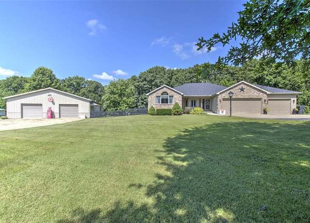 Property at 4265 Briar Ln, Decatur, IL 62521, 4 beds, 3 baths