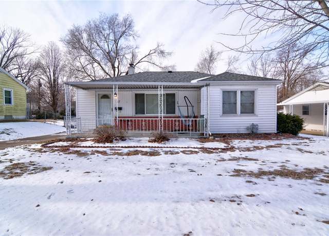 Property at 47 1st South Shores Ave, Decatur, IL 62521, 3 beds, 1 bath