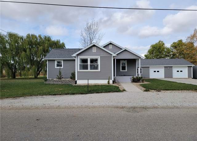 Property at 301 E Elm St, Cowden, IL 62422, 3 beds, 2 baths