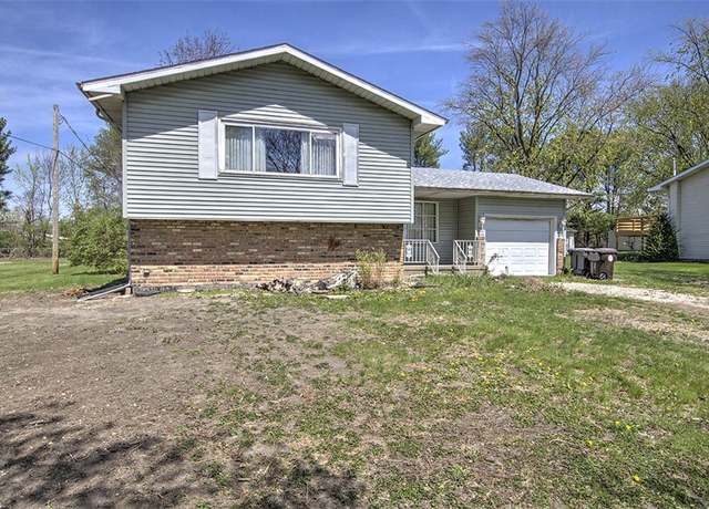 Property at 1392 W Mount Gilead Rd, Decatur, IL 62521, 3 beds, 1.5 baths