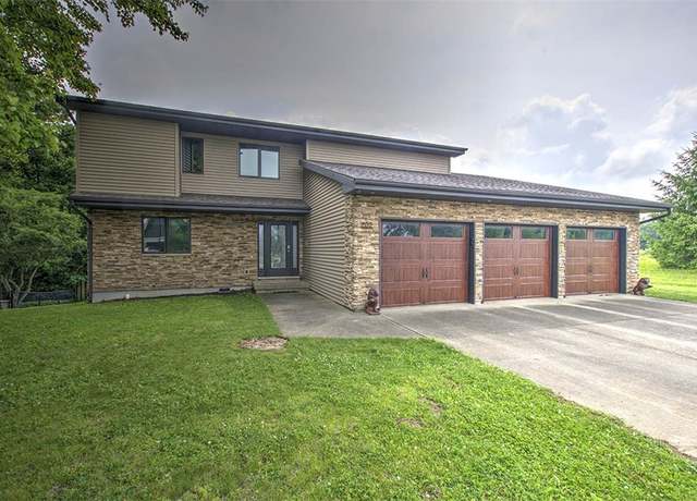 Property at 202 S Hillcrest Blvd, Decatur, IL 62522, 3 beds, 3 baths