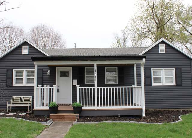 Property at 1513 Pennsylvania Ave, Windsor, IL 61957, 4 beds, 2 baths