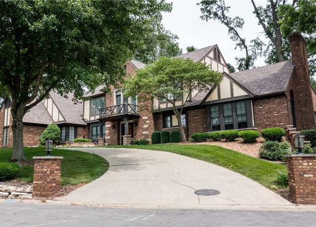 Property at 6 Lakeshore Ct, Danville, IL 61832, 4 beds, 4.5 baths