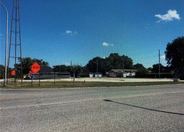 Property at 100 E 2nd St, Tilton, IL 61833