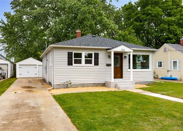 Property at 204 W Eiche Ave, Effingham, IL 62401, 3 beds, 1.5 baths