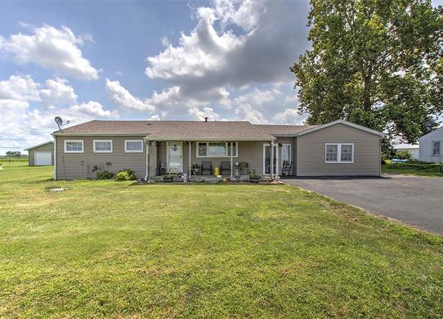 Property at 5656 N Route 48 Rd, Decatur, IL 62526, 3 beds, 2 baths