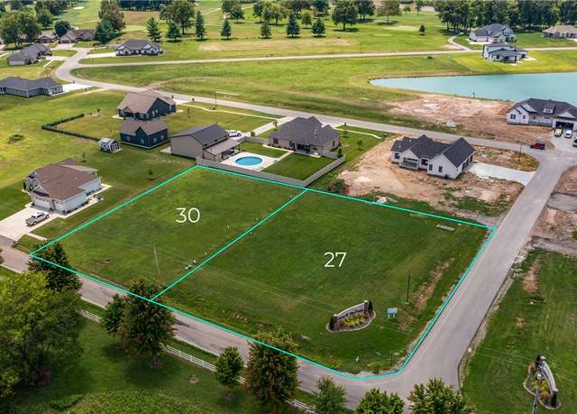 Property at 30 N Country Club Rd, Effingham, IL 62401