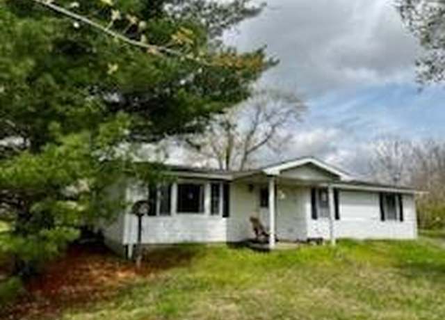 Property at 10226 E 700th Ave, Robinson, IL 62454, 2 beds, 2.5 baths