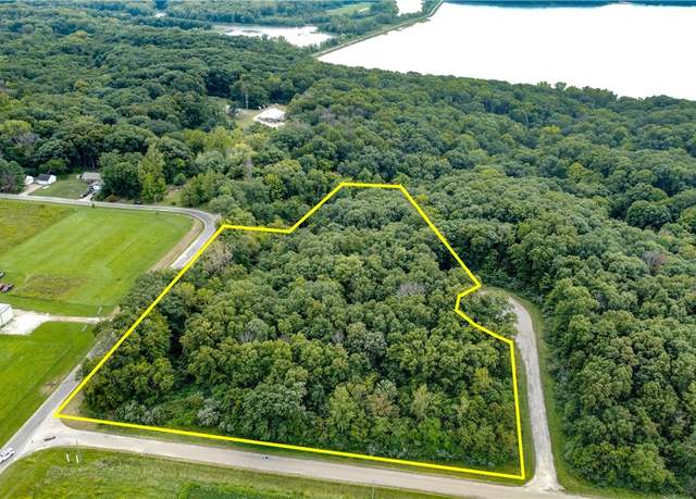 Property at Lot 1 Buxton Woods Dr, Charleston, IL 61920