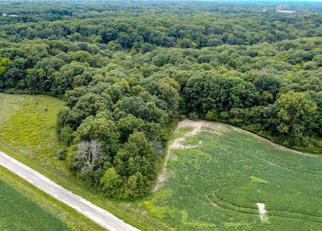 Property at Lot 8 Buxton Woods Dr, Charleston, IL 61920