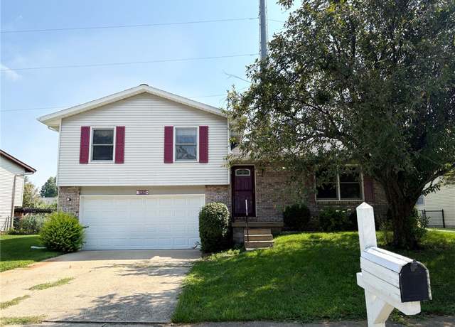 Property at 2976 N Primrose Ln, Decatur, IL 62526, 3 beds, 2 baths