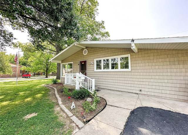 Property at 1307 Beech St, Marshall, IL 62441, 3 beds, 1.5 baths