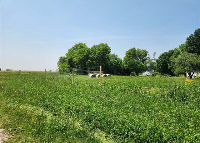 Property at West 1st Rd, Westervelt, IL 62565