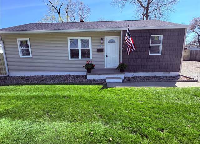 Property at 3315 E Wallace St, Decatur, IL 62526, 3 beds, 1 bath