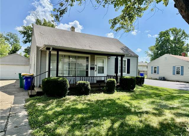 Property at 1120 N Oakcrest Ave, Decatur, IL 62522, 2 beds, 1 bath