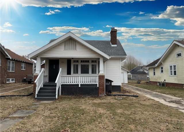 Property at 1413 Robinson St, Danville, IL 61832, 2 beds, 1 bath