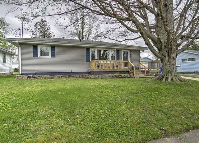 Property at 1729 W Ravina Park Rd, Decatur, IL 62526, 2 beds, 1 bath