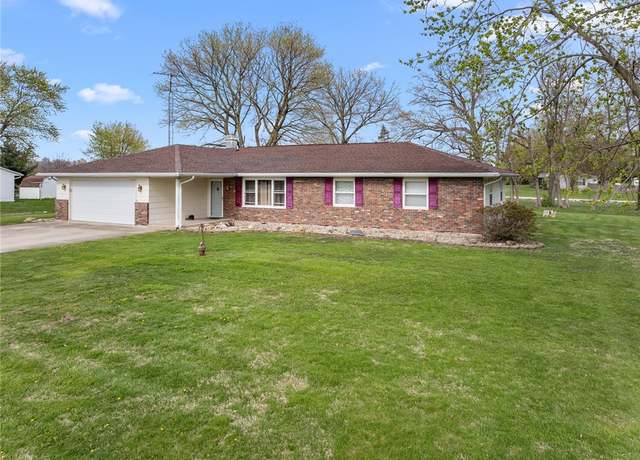 Property at 6012 Reynolds Way Dr, Paris, IL 61944, 3 beds, 2 baths