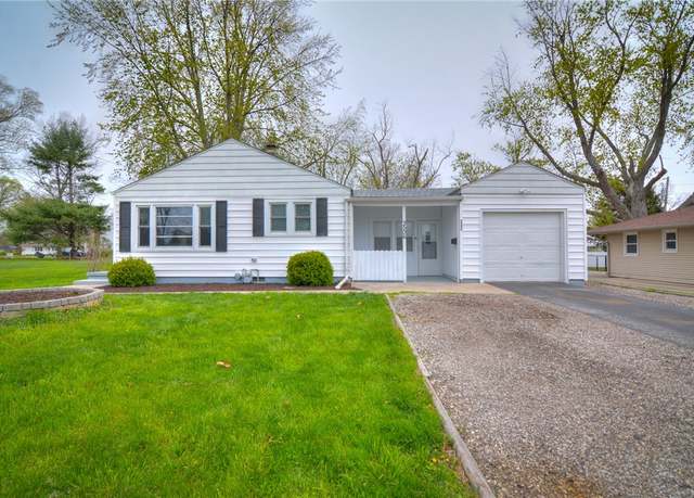Property at 3506 E Leafdale Ave, Decatur, IL 62521, 3 beds, 1 bath