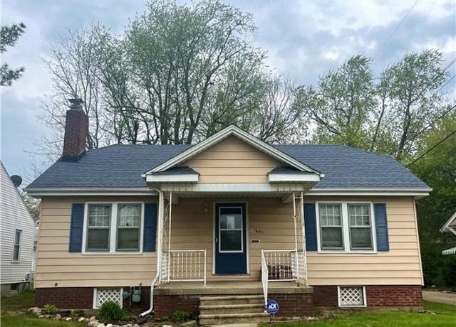 Property at 1653 N Maple Ave, Decatur, IL 62526, 2 beds, 1 bath