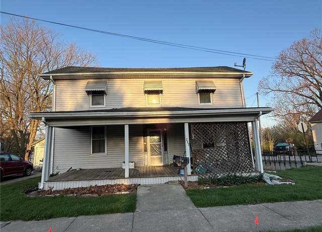 Property at 233 Buena Vista St, Paris, IL 61944, 3 beds, 1 bath