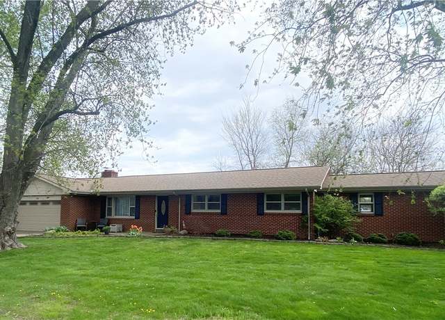 Property at 129 Mapleleaf Dr, Catlin, IL 61817, 4 beds, 2 baths