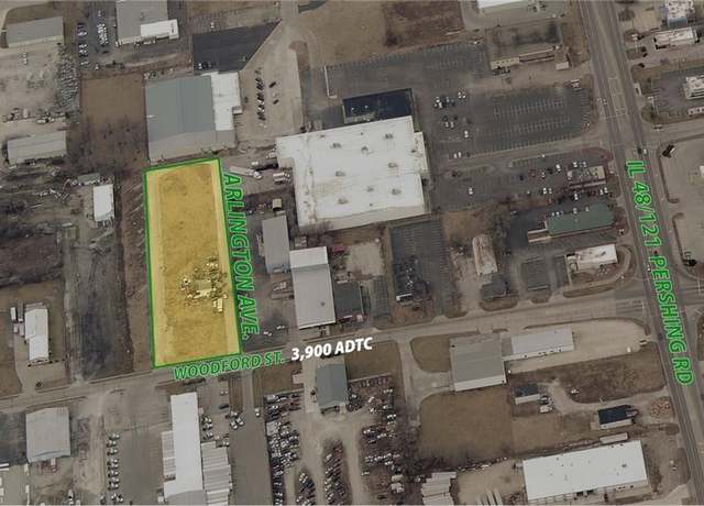 Property at 1465 E Arlington Ave, Decatur, IL 62526