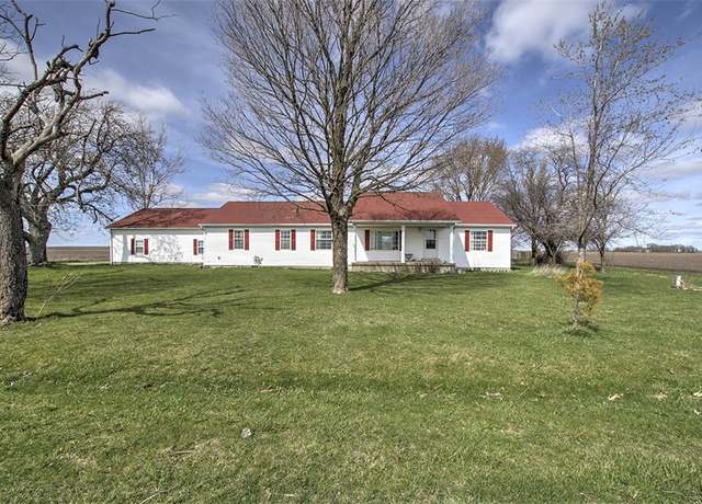 Property at 1650 W Schellabarger Rd, Decatur, IL 62526, 3 beds, 2 baths