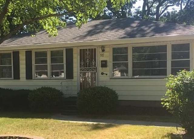 Property at 92 Southland Dr, Decatur, IL 62521, 3 beds, 1 bath
