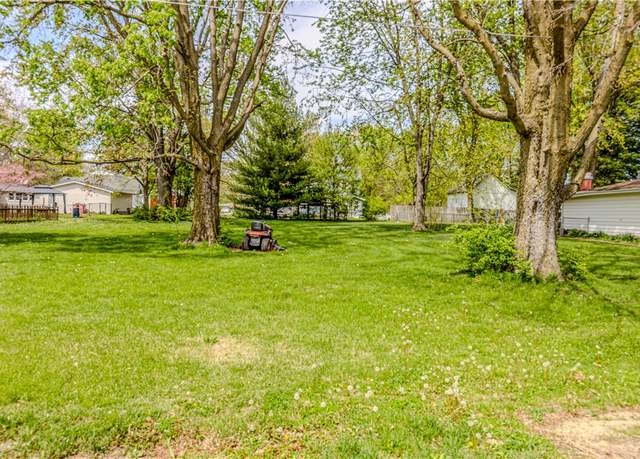 Property at E Wall St, Moweaqua, IL 62550