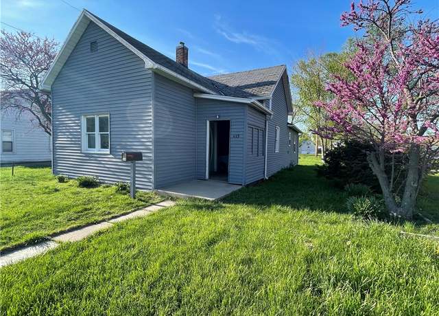 Property at 423 W Carroll St, Paris, IL 61944, 3 beds, 1 bath