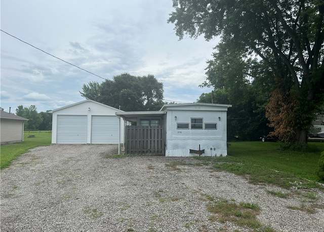 Property at 5715 Ocean Trl, Decatur, IL 62521, 2 beds, 1 bath