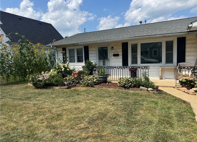 Property at 103 4th St, Tilton, IL 61833, 3 beds, 1 bath