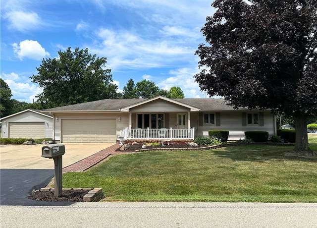 Property at 1729 S Westgate Dr, Decatur, IL 62521, 3 beds, 2 baths