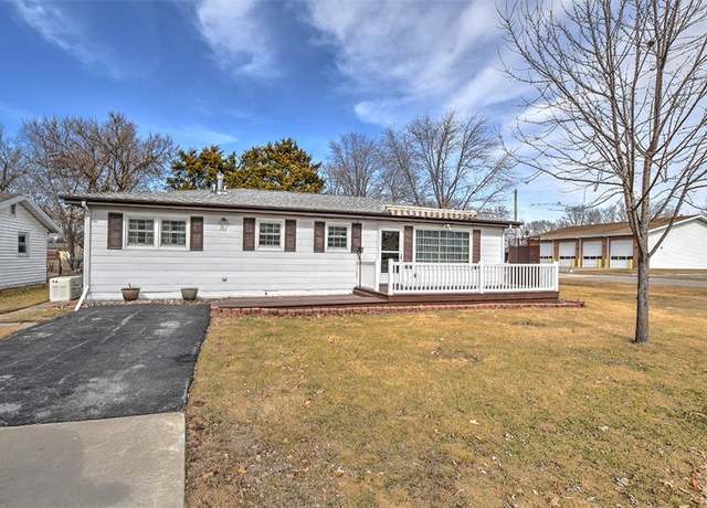 Property at 342 Cox St, Forsyth, IL 62535, 3 beds, 2 baths